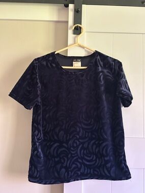 Women's Navy Short Sleeve Textured Crewneck Tee